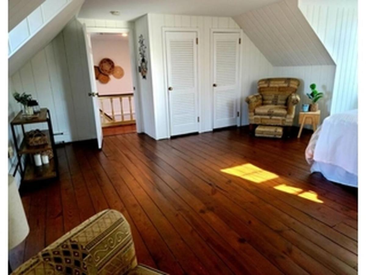 Downingtown Manor - 1900S Farmhouse With Creek Views Exterior photo